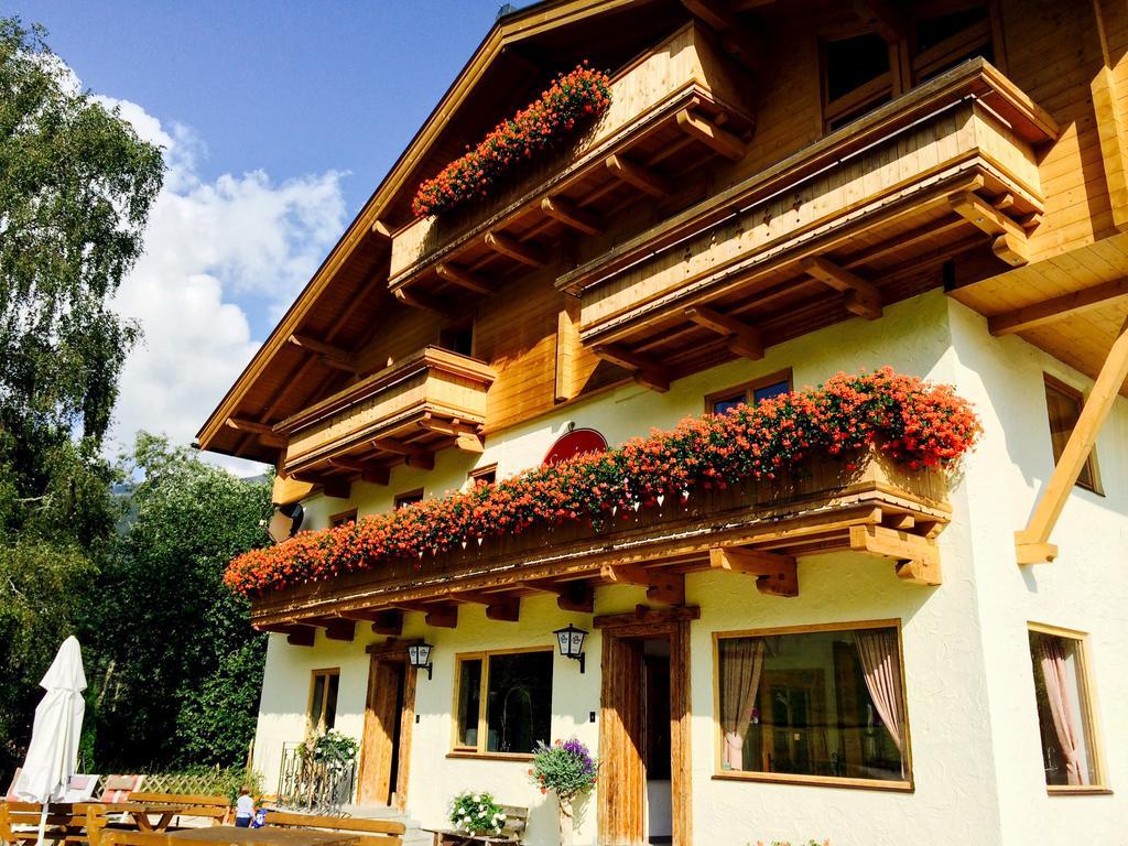 Enzian Bed & Breakfast *