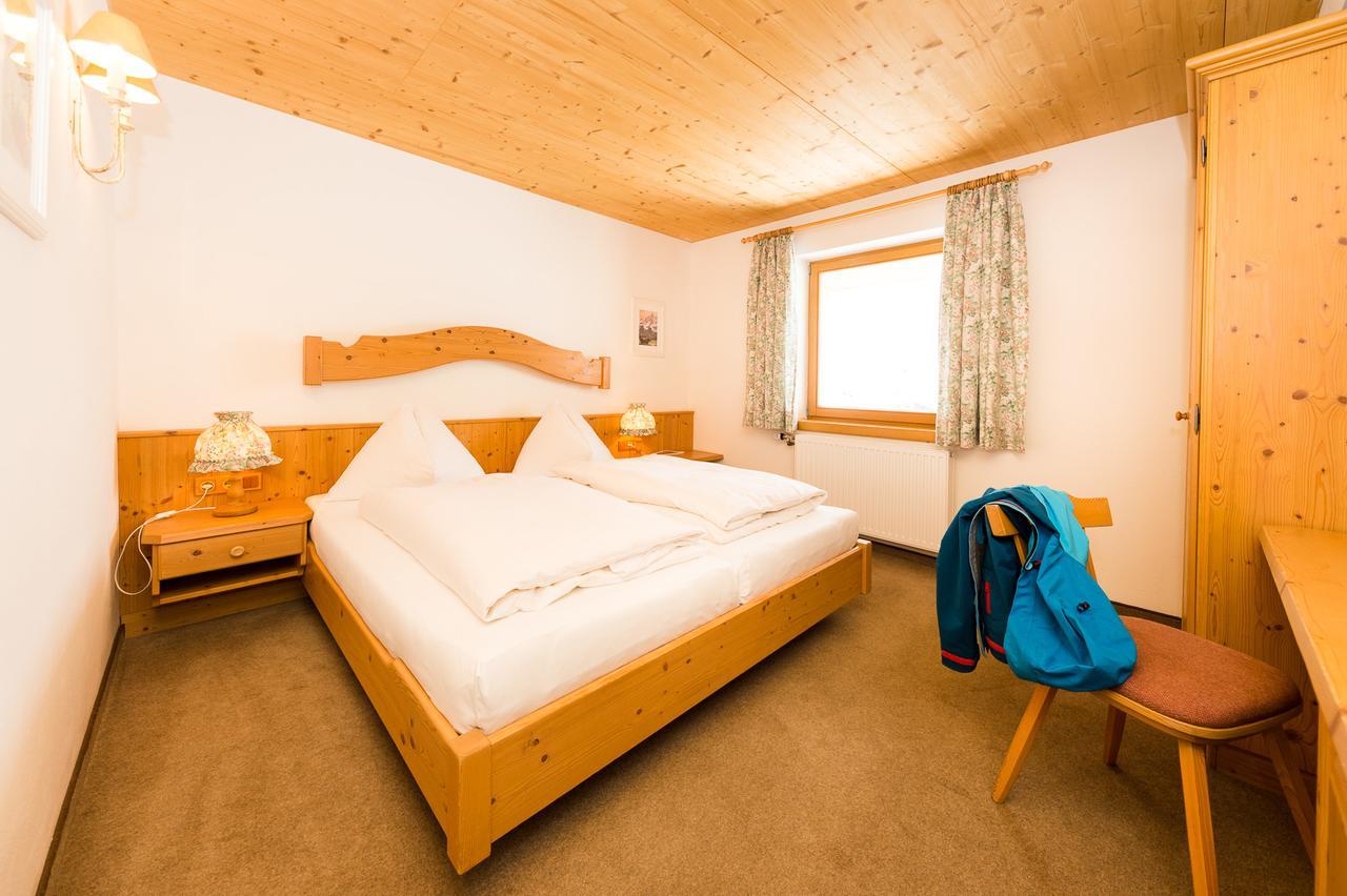 Bed & Breakfast Enzian