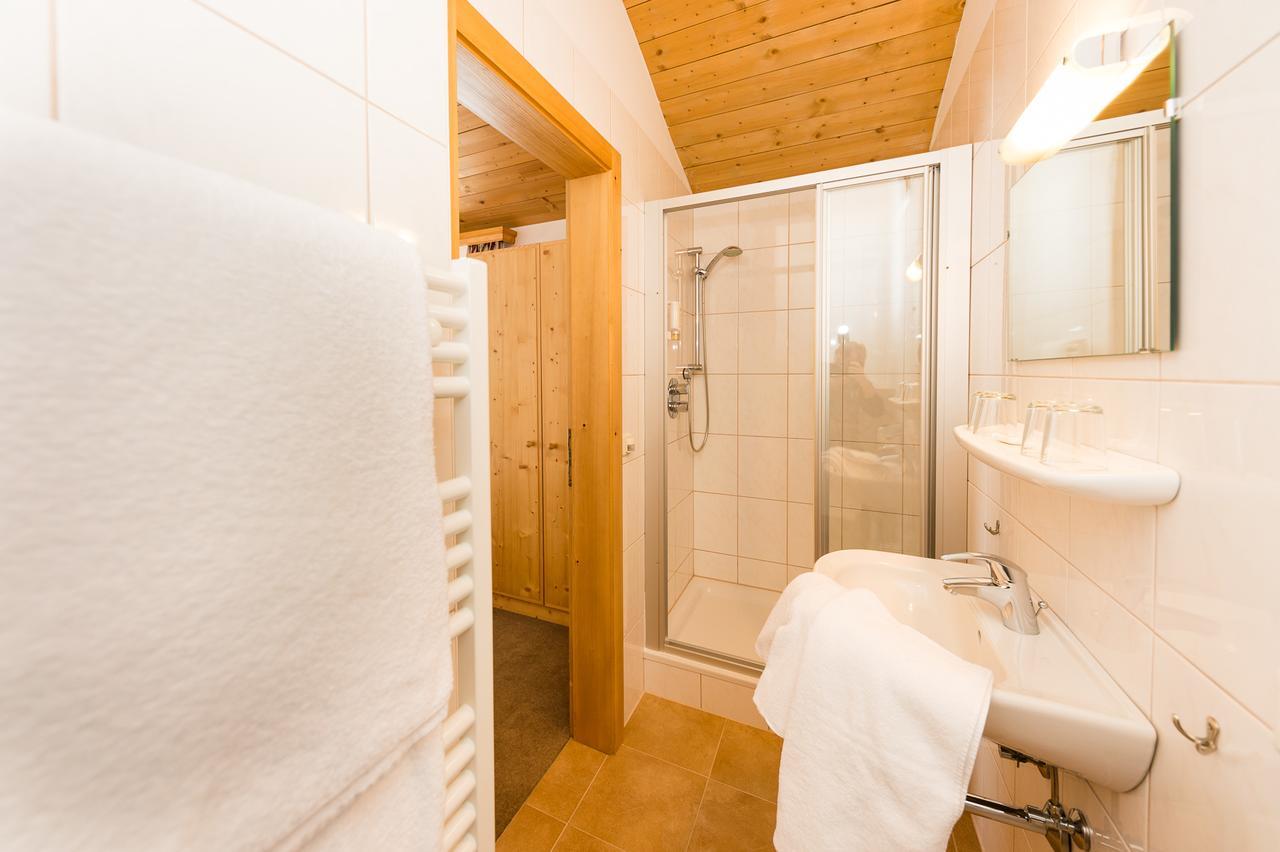 Bed & Breakfast Enzian